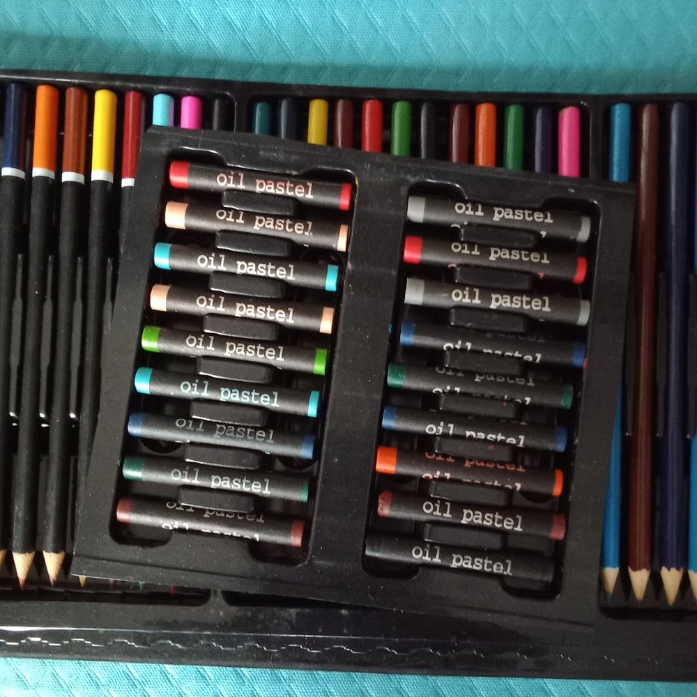 54 PC/Art Set